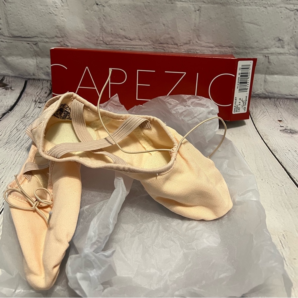 NEW Capezio Juliet Ballet Shoes Child size 2.5 🩰